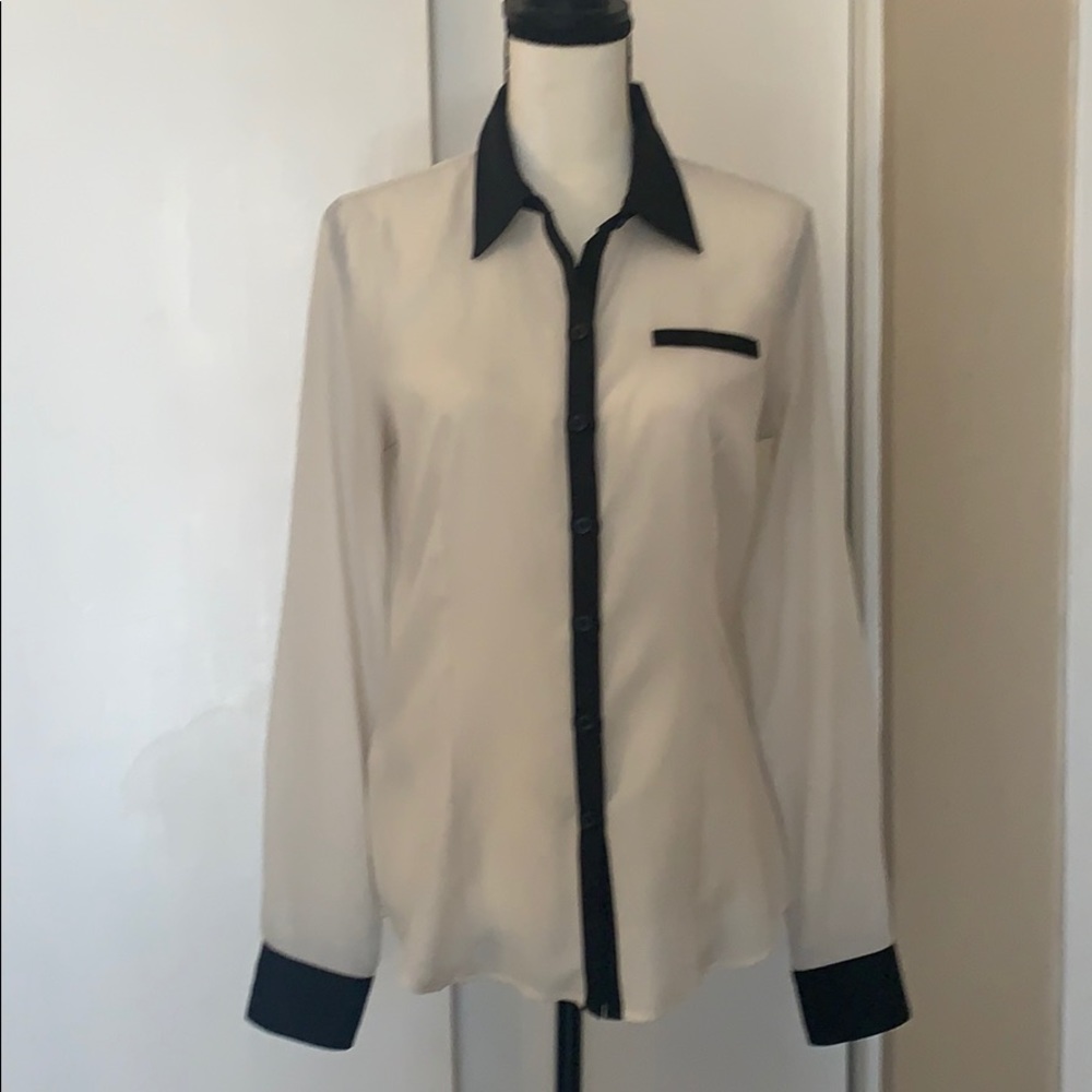 BCBG Paris Blouse - Picture 2 of 7